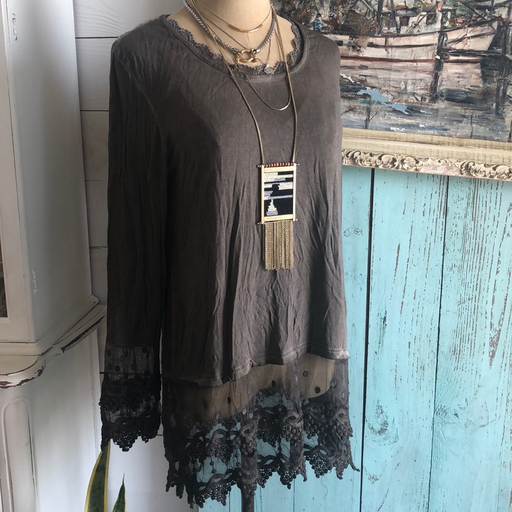 Lagenlook perfect neutral layering top.